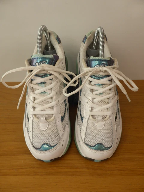 Avia 9999 shoes deals