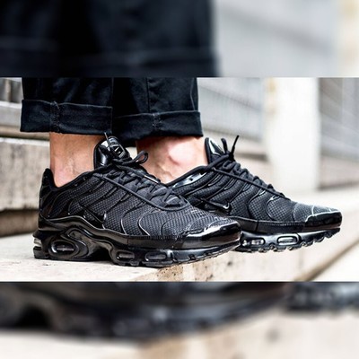 NIKE TN AIR max plus squalo nere scarpe uomo sportive 41 42 43 44 45  ginnastica EUR 179,99 - PicClick IT