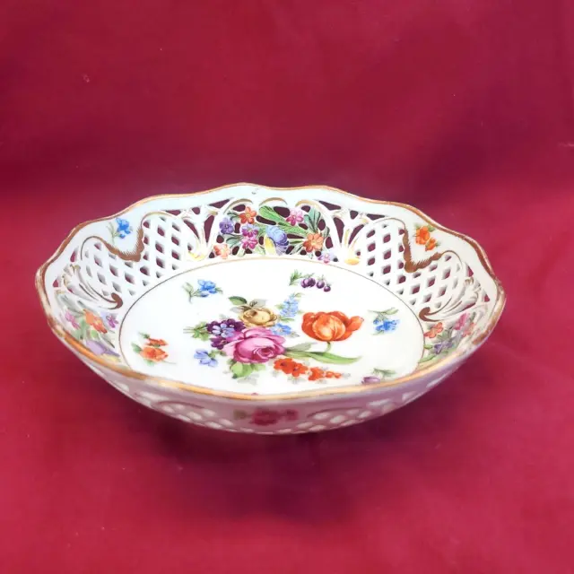 Schumann Bavaria Reticulated Pierced Bowl Chateau Dresden Flowers Tulip 6 1/2”