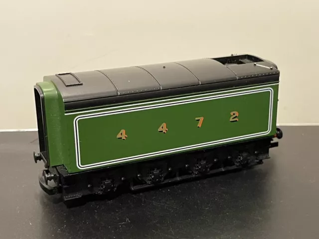 Hornby OO Gauge Model Railway Flying Scotsman Second Tender