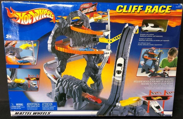 HOT WHEELS CLIFF Race Play Set 2002 Mattel 47385 Brand New Dist