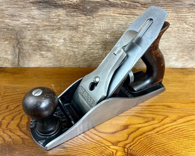 Stanley Bailey No. 4 Smooth Plane - Vintage Type 17 Hand Plane