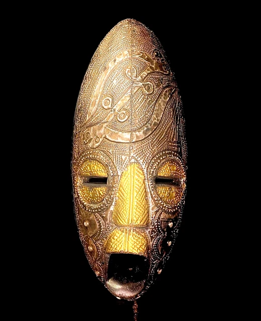 Maschera africana antica intagliata a mano in legno da parete decorazione...