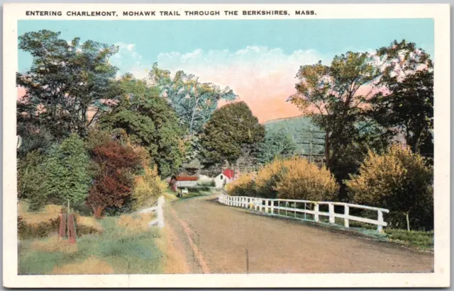 Massachusetts Charlemont Berkshire Mohawk Trail Fence USA Vintage WB Postcard UP