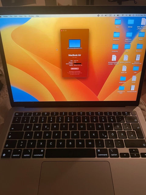 Apple MacBook Air 13 Zoll (256GB SSD, M1, 8GB) Laptop - Space Grau - MGN63D/A...