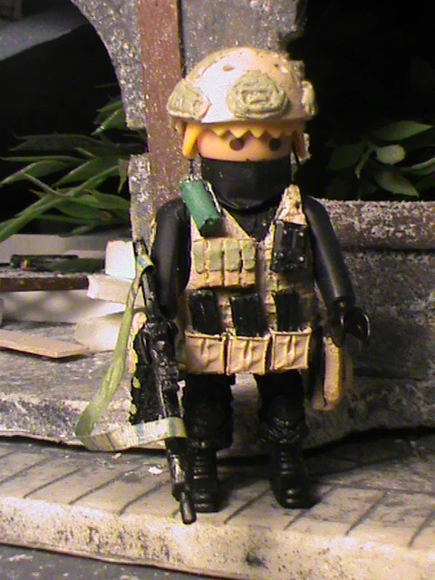 PLAYMOBIL FIGURE OFFICIER de police forces spéciales SWAT commando