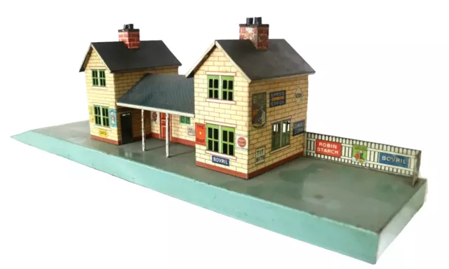 AC3860: Vintage Bing O Gauge Country Station  60/61