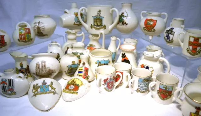 Crested China Selection B34 3