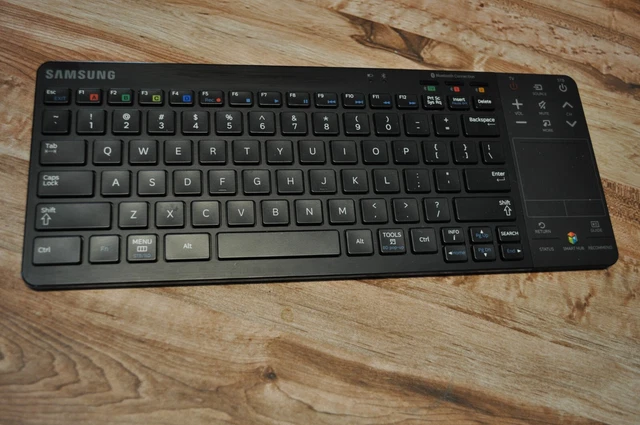 SAMSUNG Wireless Bluetooth Keyboard SMART TV Control Controller VG-KBD2000