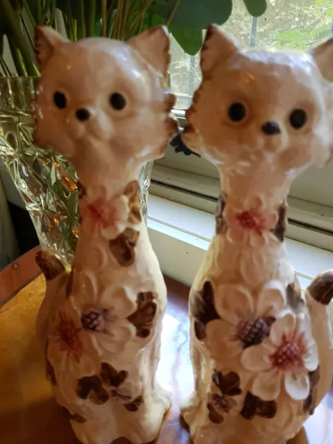 Vintage Tall Cat salt pepper shakers,  Good Condition