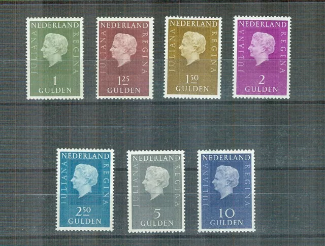 F15  Netherlands compl set of Queen Juliana 1969-1976  High Values Very Fine MNH
