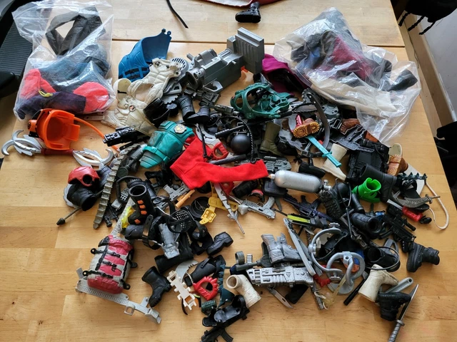 Lot Action Man Hasbro - Figurines + Accessoires + Véhicules - Occasion