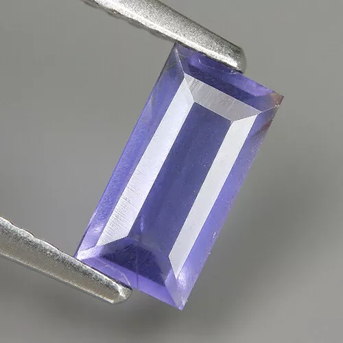 ★★ RARE !!  JOLIE IOLITE VIOLETTE : 0,62 CARAT  ★★ p49.161