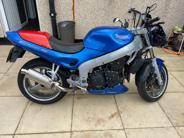 2004 triumph discount sprint rs