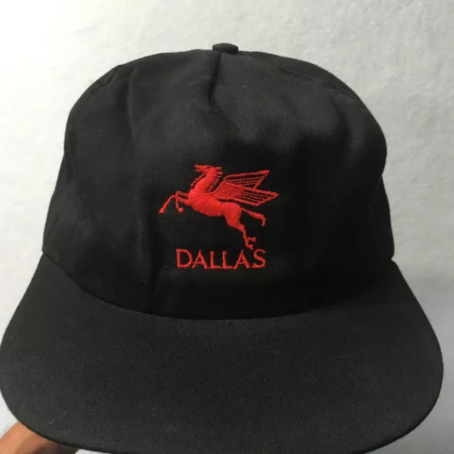 Vintage Hat Cap Mobil Gas Company Snapback Mesh Back Red Winged Horse dallas div