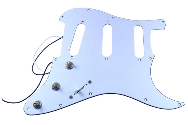 Chargé STRATOCASTER Pickguard (USA Et Mexicain FENDER Taille)