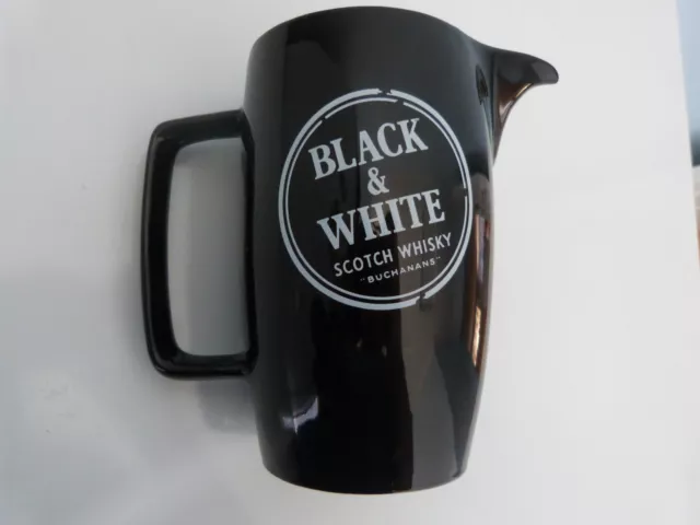 BLACK & WHITE - Buchanans Scotch Whisky / Ceramic Water Jug - Wade / England