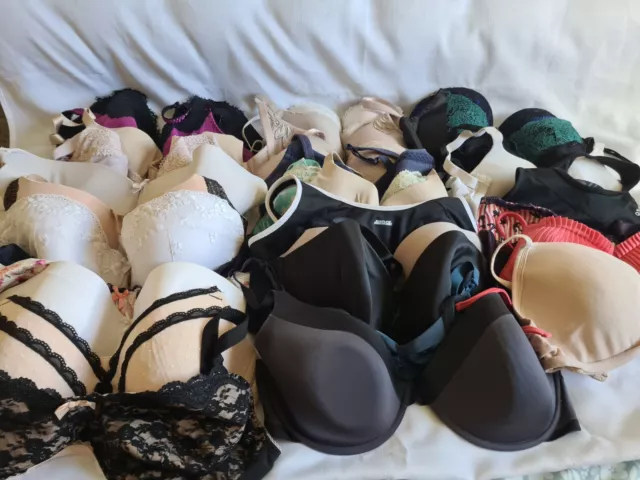 2 X LADIES BRAS BUNDLE JOB LOT 36 D NEW WITH TAGS ONE USED M&S lot 2.1