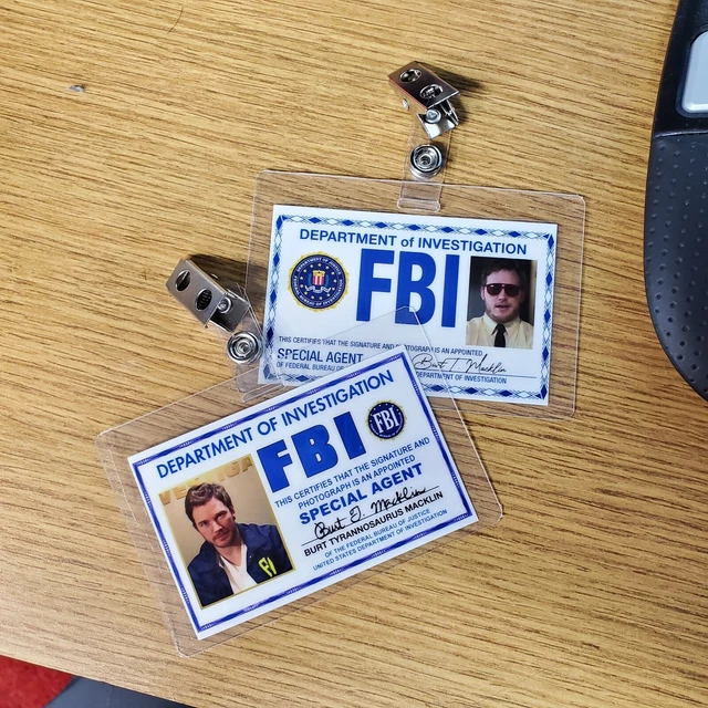 PARKS UND FREIZEIT Id Badge-Special Vertreter Burt J Macklin Set Kostüm ...