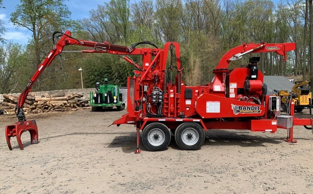 2018 Brush Bandit 21XP with Grapple Loader!!! #4696
