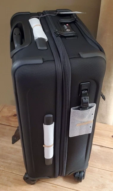 Tumi Alpha 3 Continental Expandable 4 Wheeled Carry-On Black 117162-1041 - $975 5