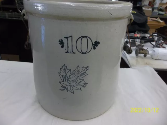 Antique Monmouth , Ill Western Stoneware 10 Gallon Crock Maple Leaf With Handles