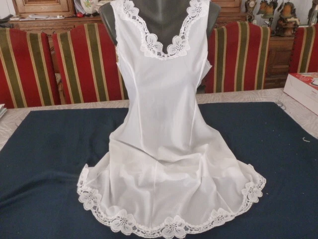 Combinaison / Fond De Robe Vintage Dentelle – Taille 40/42, Blanc (neuf Avec Défauts)