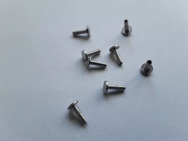 Rivetto in ottone 5/64""x9/32"" testa ovale semi cavo qty 8