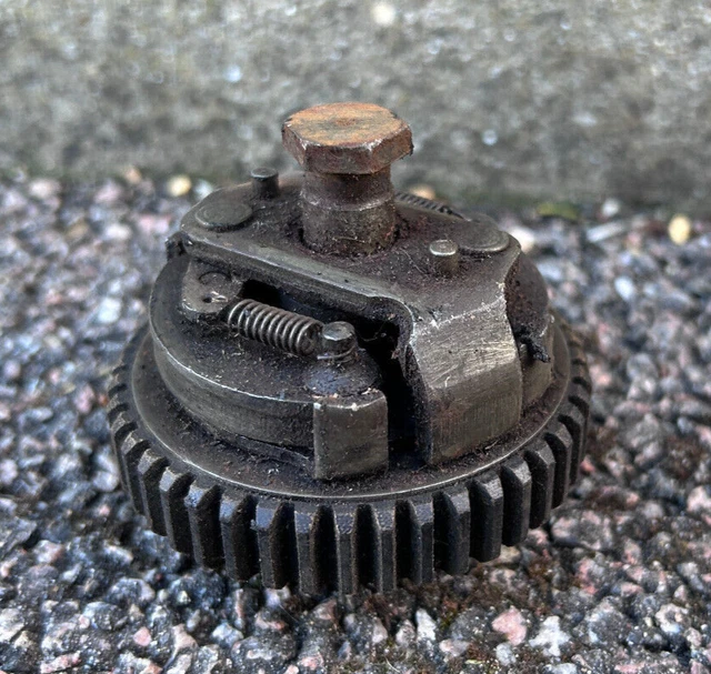 BSA A7 A10 Magneto Auto Advance Unit Used BSA A7 A10 Magneto Auto Advance Unit Used