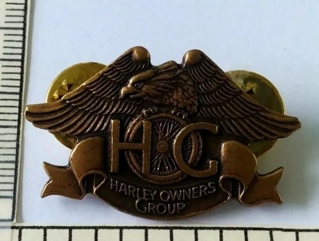 1983 Harley Owners Group HOG Rocker Pin Bald Eagle Davidson Membership Badge