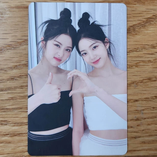 YUNJIN KAZUHA PHOTOCARD Le Sserafim 1st Studio Album Unforgiven Weverse