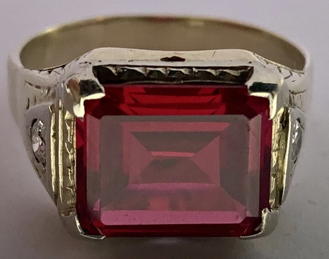 Men’s Ruby Ring lab-created Ruby, Solid 14k Yellow Gold Estate, Vintage, Antique