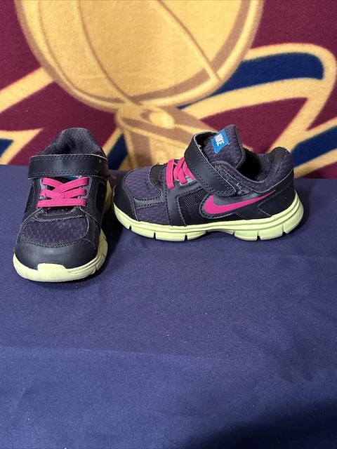 Nike Fusion Toddler Girls / Boys Size 8C Sneakers 457038-008 Black / Green Shoes