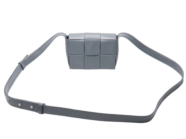 Bottegavenetabottega Veneta Shoulder Bag Gray Intrecciato Candy Cassette 666688V