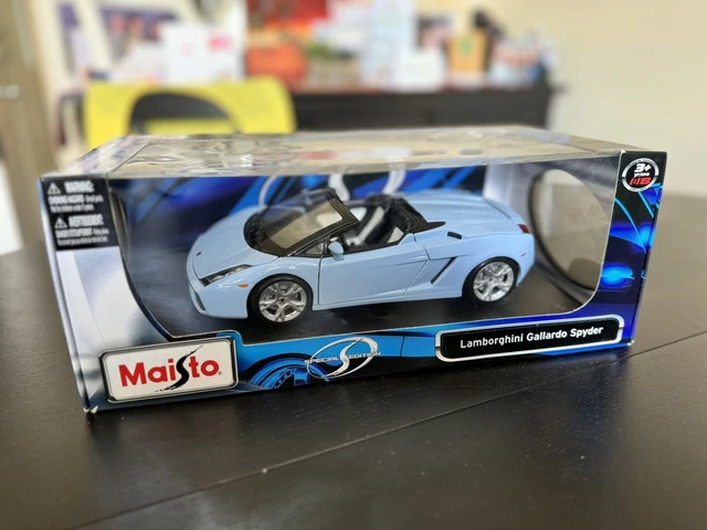 RARE MAISTO LAMBORGHINI Gallardo Spyder Light Blue 1/18 Special