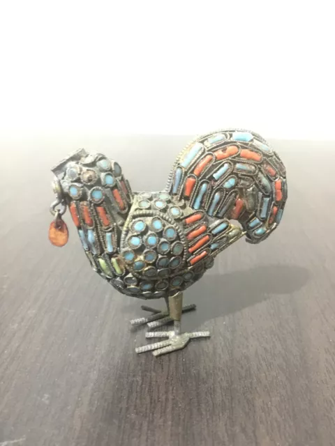 metal rooster chicken figure