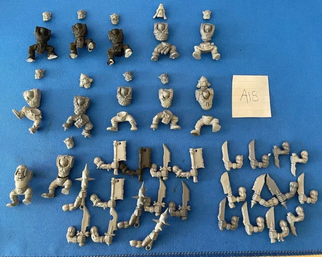 A18 Warhammer Orcs and Goblins Plastic Orc Warriors (x10)