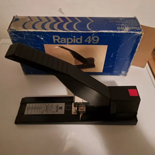 Cucitrice Professionale  Spillatrice  alti Spessori. Stapler Rapid 49