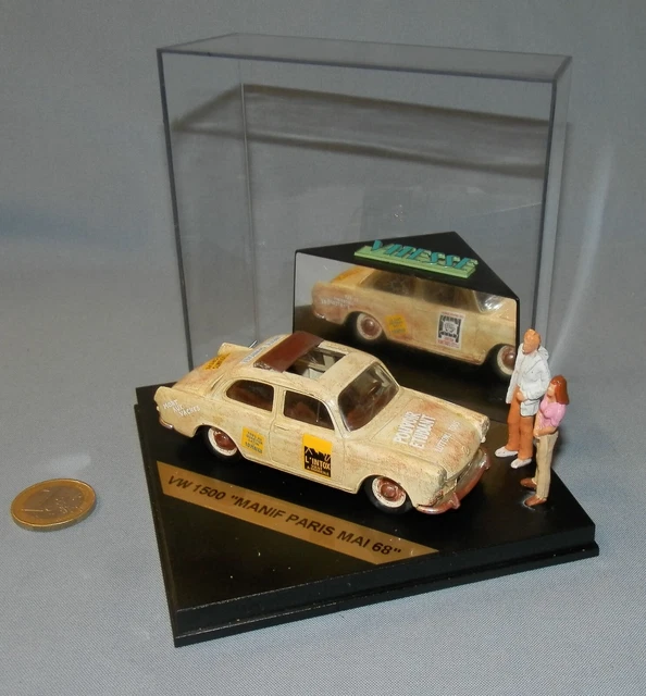 Peugeot 404 berline grand tourisme 1/43 bleu turquoise - Collection