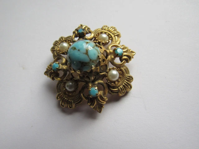 Grande Broche Épingle à Nourrice dorée avec Perles Fantaisies à Obernai