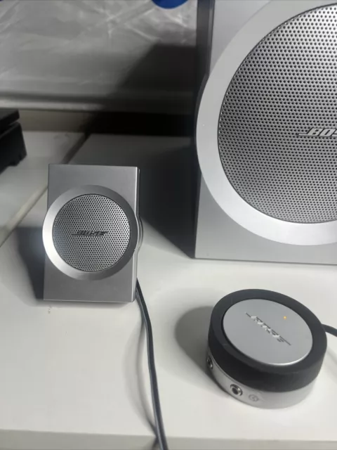 Bose Companion 3 Series II Multimedia Speaker System 2