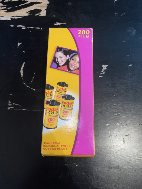Kodak Gold 200 ISO 35mm Film 4 Rolls / 192 Exposures Bright Sun Flash 1/2007 NEW