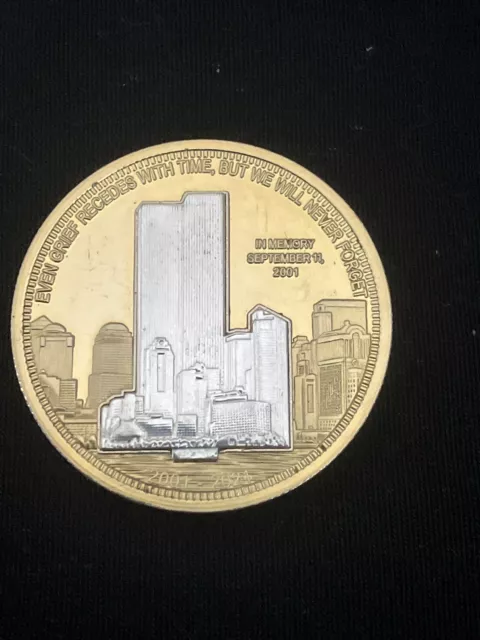 Gold Plated 9/11 Memorial Coin With Silver Plated Stand Up Twin Towers