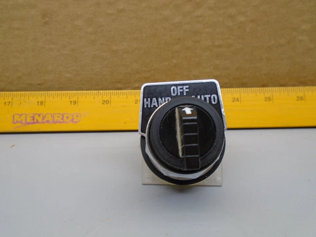 9001KS43B  Square D 3 position switch 9001 KA1 contact Block  N102