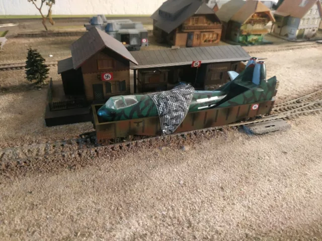 Fleischmann, Wwii Military Wagon With An Prototype Loaded,  Scale H0
