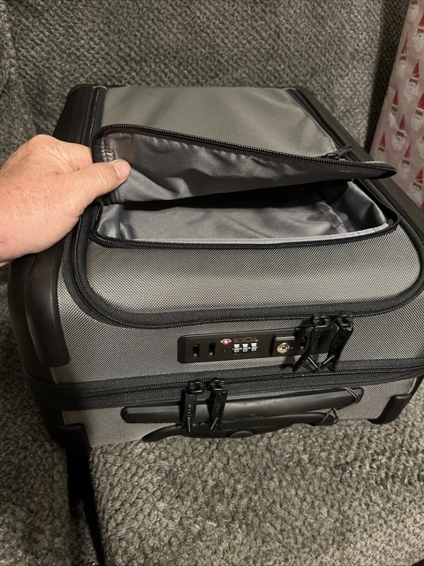 Tumi Alpha 3 Continental Carry On Luggage Dual Access 7