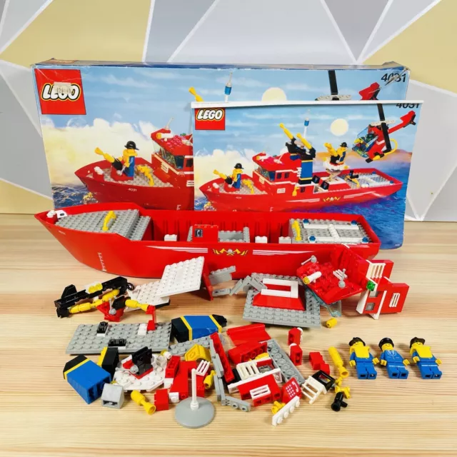 Lego 4031 Vintage Classic Town Fire Rescue Boat with original Box & instructions