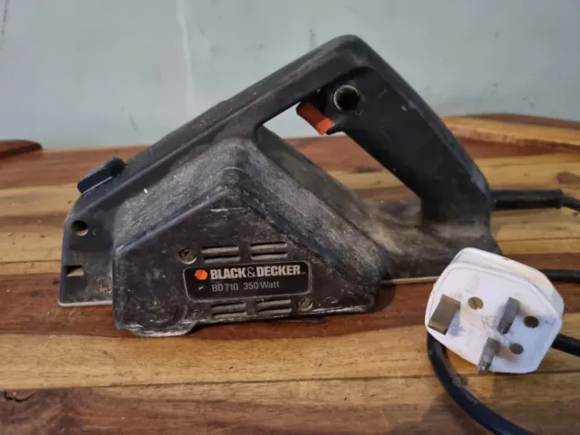 Black And Decker Bd710 Wood Planer 240v ,working