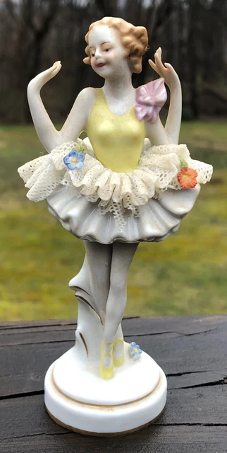 Vintage Early 20Th Century German Dresden Lace Porcelain Ballerina Figurine