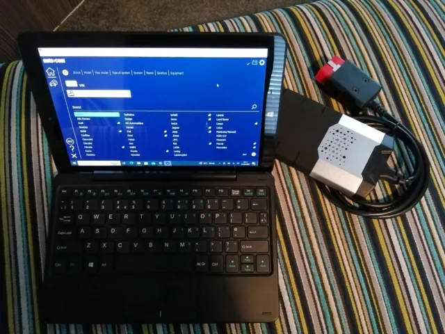 Scanner Diagnostico 2021 Camion Auto Bluetooth USB Windows 10 Tablet & Tastiera